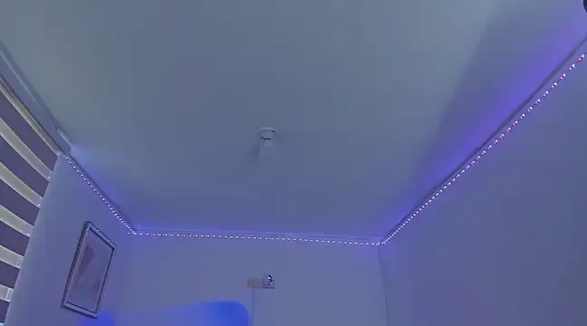 Snapshot of linda_zaam83866 chatting on 03-10-25, 08:45 linda zaam83866 online show from 03-10-25, 08:45