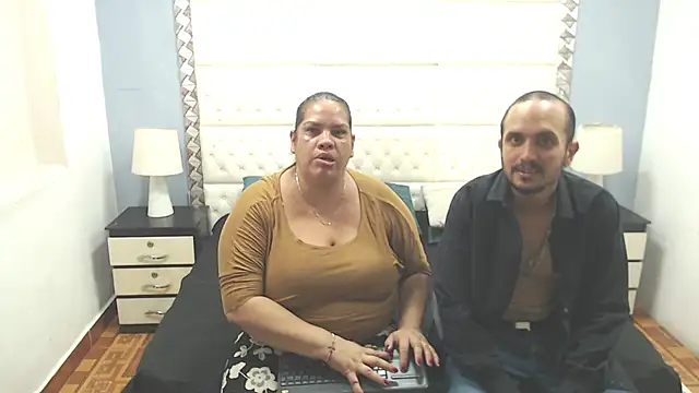 Snapshot of Candy_and_Jh0n chatting on 03-15-25, 02:46 Candy and Jh0n online show from 03-15-25, 02:46