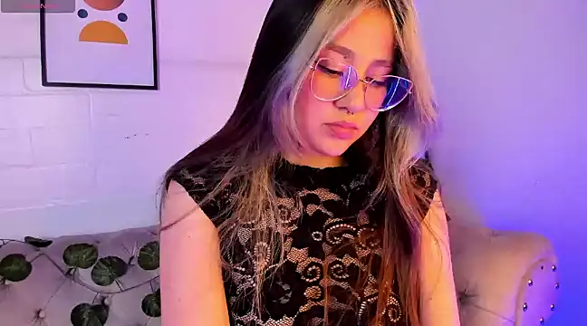 Aliiceyong online show from 01-27-25, 11:00