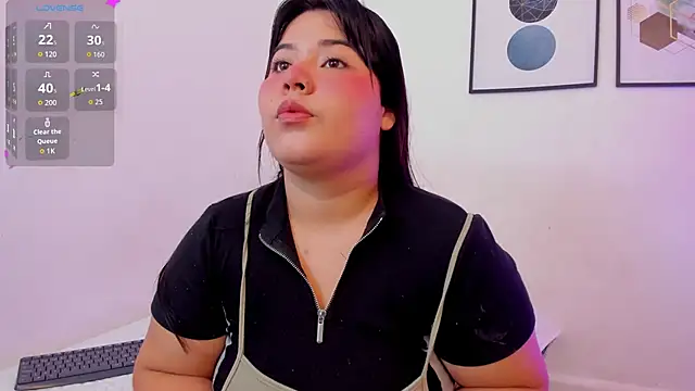 Snapshot of Abriil7 chatting on 09-11-25, 03:39 Abriil7 online show from 09-11-25, 03:39