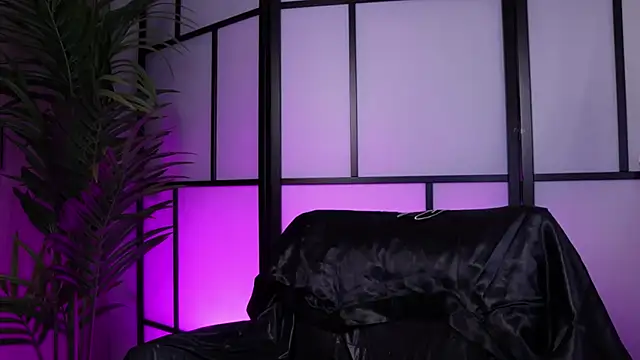 Megga Bluee online show from 05-06-26, 02:59
