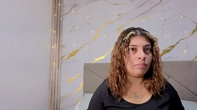 agatha 97  online show from 02-25-26, 02:34