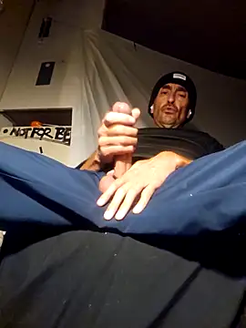 Pumpndeep online show from 10-18-25, 09:33