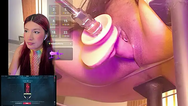 MiaVoss online show from 10-30-25, 11:01