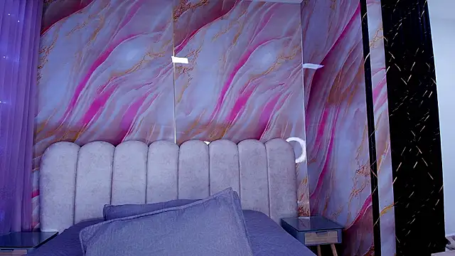 mia stanfort online show from 03-10-26, 07:18