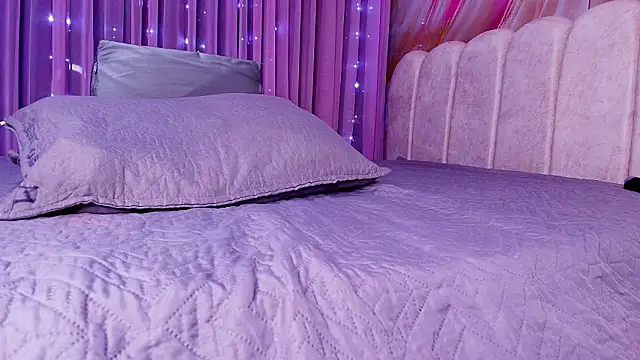 mia stanfort online show from 02-25-26, 07:14