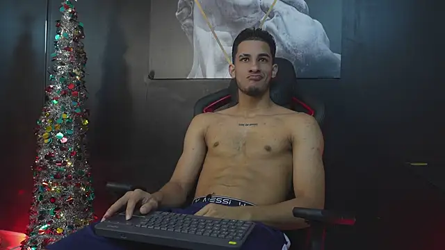 JakeMoxley online show from 12-05-25, 01:32