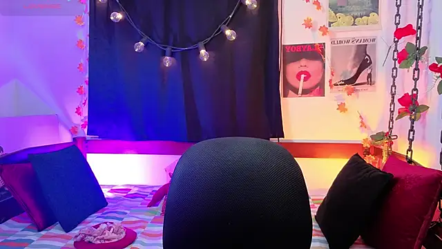  Moon Johnson online show from 06-07-26, 12:27