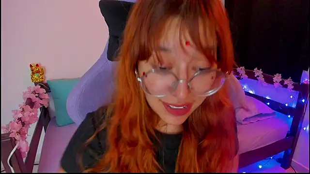  Moon Johnson online show from 10-30-25, 01:48