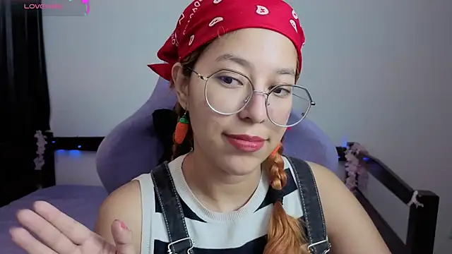  Moon Johnson online show from 05-18-26, 01:28