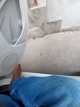 sudhastriper online show from 04-26-26, 11:51