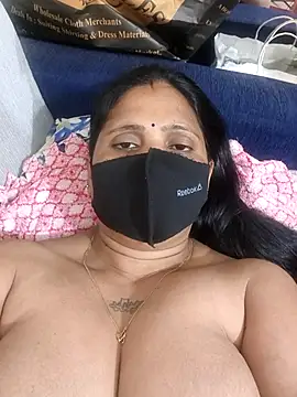 Snapshot of Neha8923 chatting on 03-15-25, 07:20 Neha8923 online show from 03-15-25, 07:20
