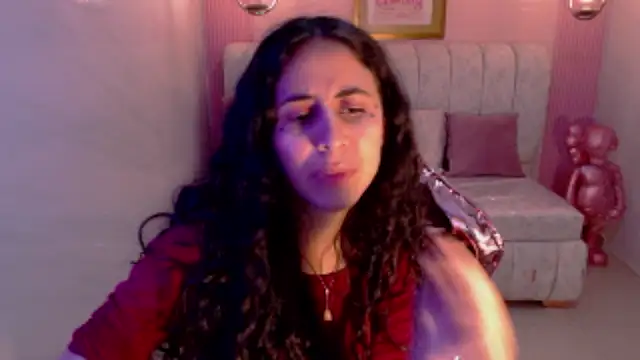 Snapshot of paris_sub1_ chatting on 03-14-25, 11:11 paris sub1 online show from 03-14-25, 11:11