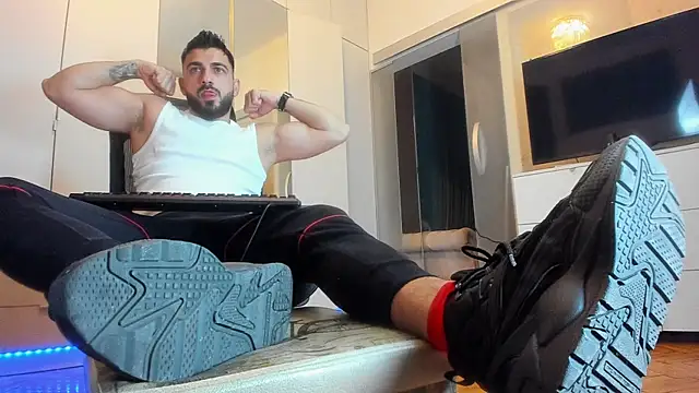 Snapshot of welcometo_hell chatting on 10-16-25, 07:33 welcometo hell online show from 10-16-25, 07:33