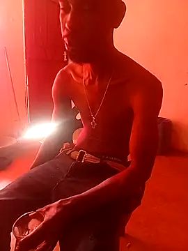 Snapshot of ChubbyQuinnvv chatting on 09-18-25, 06:05 ChubbyQuinnvv online show from 09-18-25, 06:05