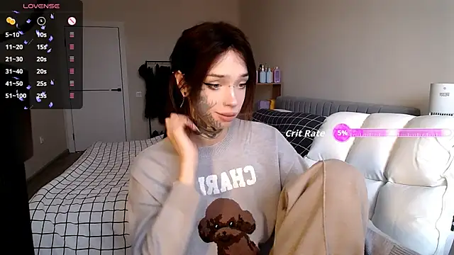 Snapshot of Tanya_M chatting on 10-23-25, 07:18 Tanya M online show from 10-23-25, 07:18