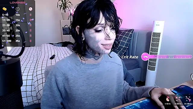 Snapshot of Tanya_M chatting on 10-16-25, 06:54 Tanya M online show from 10-16-25, 06:54