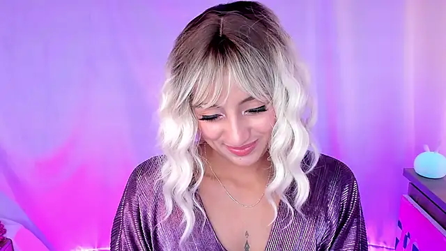 Snapshot of adelarangel chatting on 02-19-25, 09:14 adelarangel online show from 02-19-25, 09:14