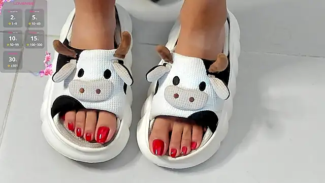 Snapshot of adelarangel chatting on 01-22-25, 08:59 adelarangel online show from 01-22-25, 08:59