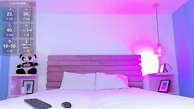 AbyCooper online show from 12-17-25, 12:21