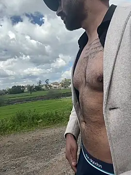 Snapshot of ali_babachapter2 chatting on 03-16-25, 01:49 ali babachapter2 online show from 03-16-25, 01:49