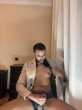 Snapshot of ali_babachapter2 chatting on 12-15-24, 04:26 ali babachapter2 online show from 12-15-24, 04:26