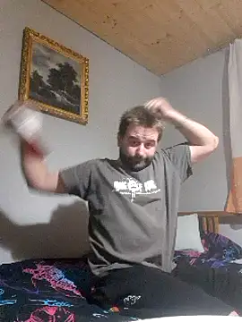 heroes223e online show from 12-02-24, 03:43