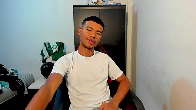 Camilo Marin online show from 06-22-26, 05:48