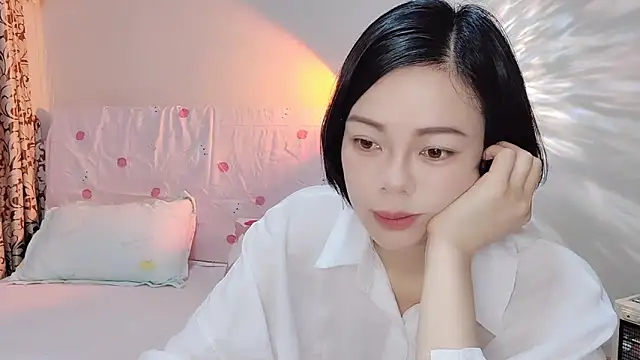 Linda-LL online show from 03-03-25, 02:33