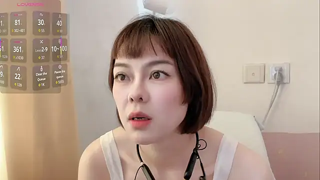 Linda-LL online show from 11-08-25, 04:49