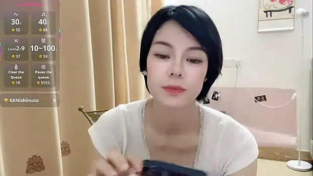 Snapshot of Linda-LL chatting on 07-31-26, 02:58 Linda-LL online show from 07-31-26, 02:58
