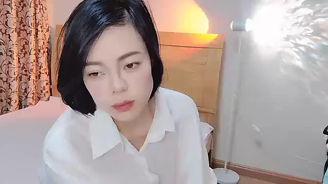 Linda-LL online show from 02-25-25, 06:47