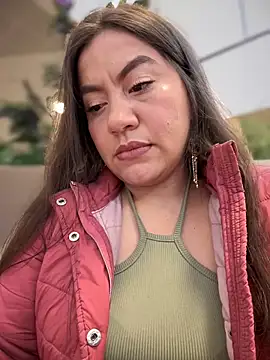 Iam  Cristal online show from 12-18-25, 09:51