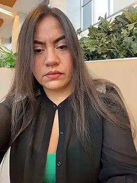 Snapshot of Iam__Cristal chatting on 05-26-26, 10:30 Iam Cristal online show from 05-26-26, 10:30