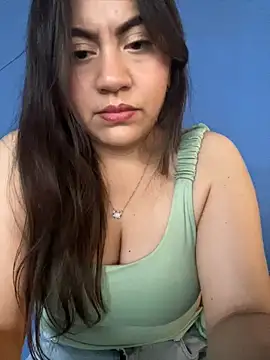 Snapshot of Iam__Cristal chatting on 05-16-26, 10:42 Iam Cristal online show from 05-16-26, 10:42