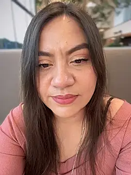 Iam  Cristal online show from 12-15-25, 09:20