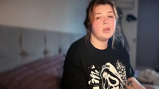 Curvy Rosie99 online show from 04-16-26, 03:57