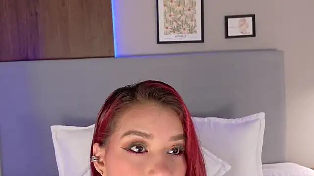 Snapshot of KasyRose chatting on 02-26-25, 11:21 KasyRose online show from 02-26-25, 11:21