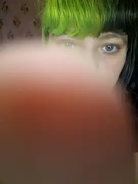 kira 132 online show from 11-05-25, 01:42