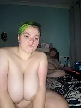 kira 132 online show from 09-28-25, 10:28