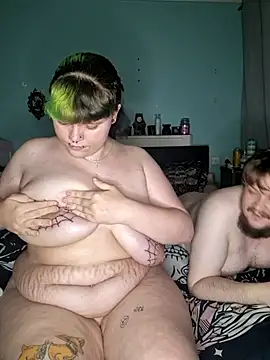 kira 132 online show from 11-13-25, 01:09