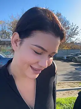 KikiWatson online show from 10-30-25, 07:06