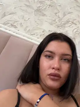 KikiWatson online show from 02-08-26, 07:17