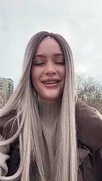 KikiWatson online show from 03-28-26, 07:42