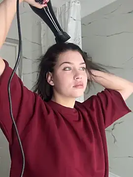 KikiWatson online show from 12-21-25, 08:05