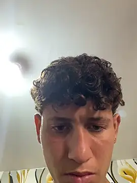 Snapshot of LatinBoysxxx chatting on 02-24-26, 07:04 LatinBoysxxx online show from 02-24-26, 07:04