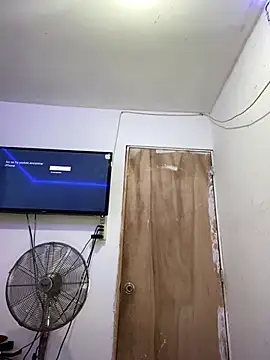 Snapshot of LatinBoysxxx chatting on 01-25-25, 05:40 LatinBoysxxx online show from 01-25-25, 05:40