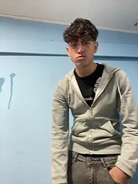 Snapshot of LatinBoysxxx chatting on 05-17-26, 03:28 LatinBoysxxx online show from 05-17-26, 03:28