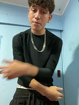 Snapshot of LatinBoysxxx chatting on 05-26-26, 07:56 LatinBoysxxx online show from 05-26-26, 07:56