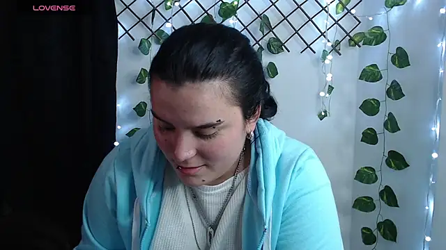 Snapshot of Nika_1_ chatting on 06-07-26, 03:34 Nika 1 online show from 06-07-26, 03:34